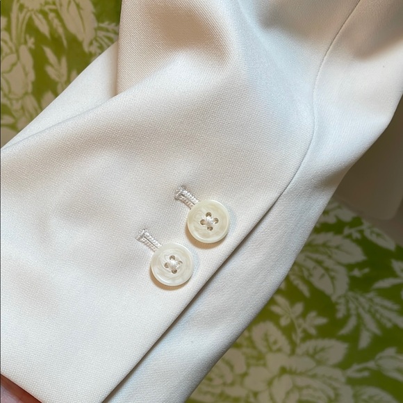 Lane Bryant Cream Blazer with Tailored Fit and Notched Lapels - Picture 6 of 8